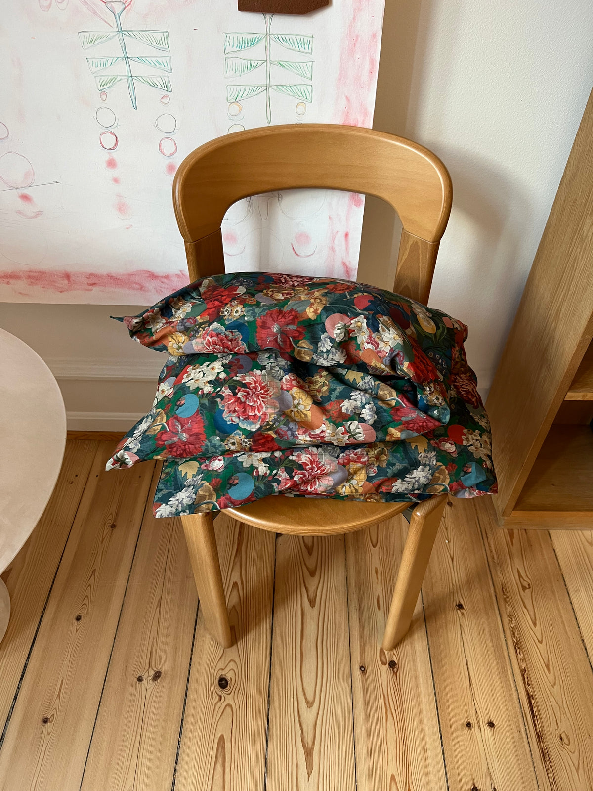 PRE ORDER OCTOBER Limited Dot Floral junior bedding